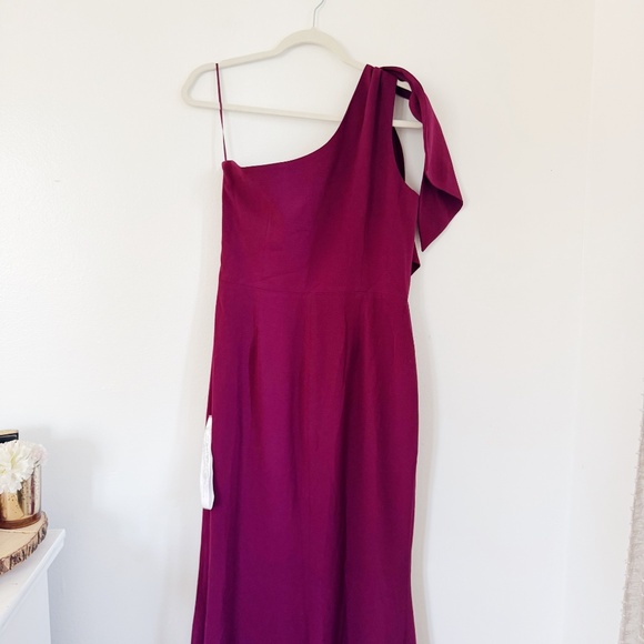 Dress The Population Georgina One-Shoulder Crepe Gown Nwot - Picture 7 of 9
